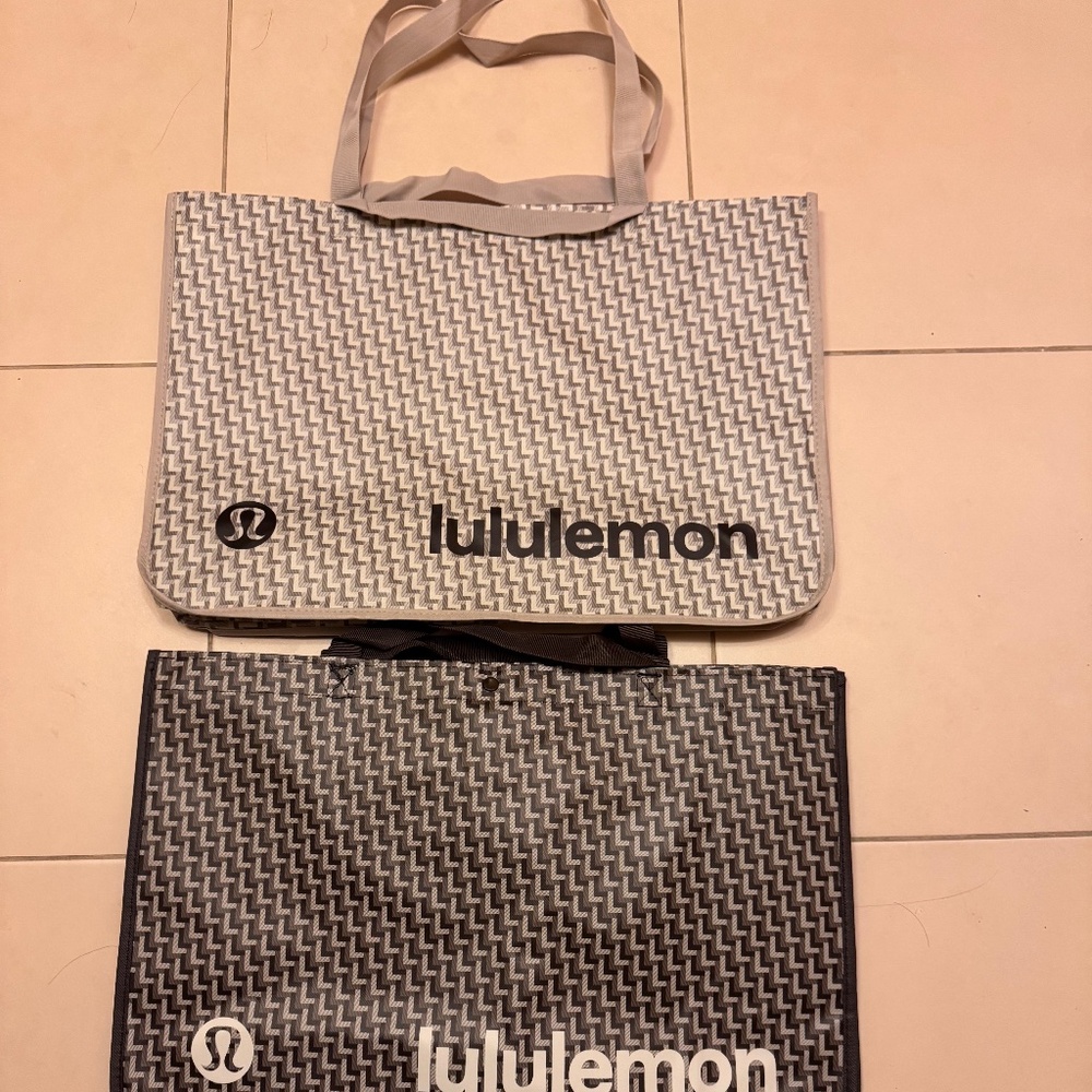 Brand new lululemon reusable extra large bags set of 2